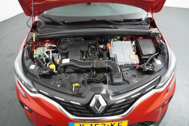 Renault Captur (2021) thumbnail 32