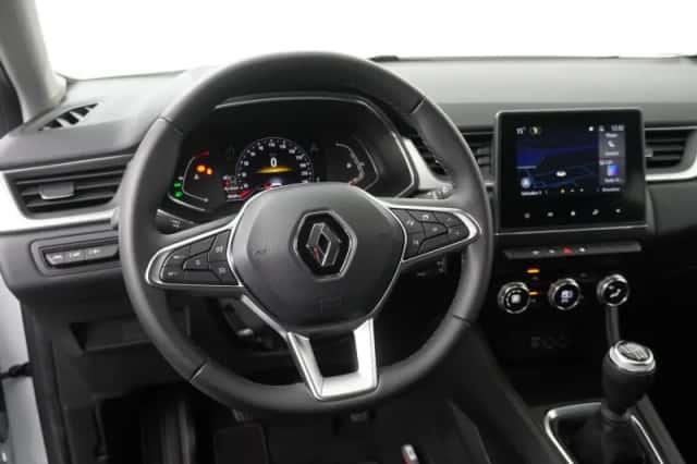 Renault Captur (2023) thumbnail 9