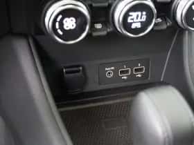 Renault Captur (2020) thumbnail 20