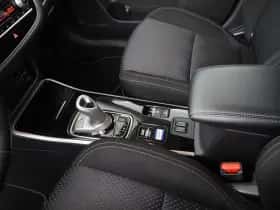 Mitsubishi Outlander (2021) thumbnail 12