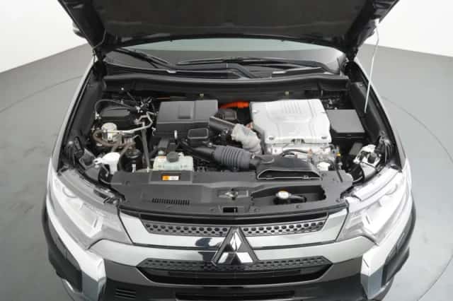 Mitsubishi Outlander (2021) thumbnail 33