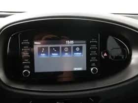 Toyota Aygo (2022) thumbnail 17