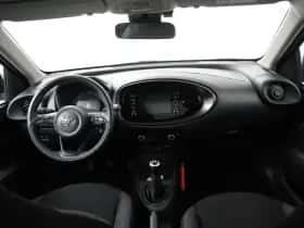 Toyota Aygo (2022) thumbnail 28