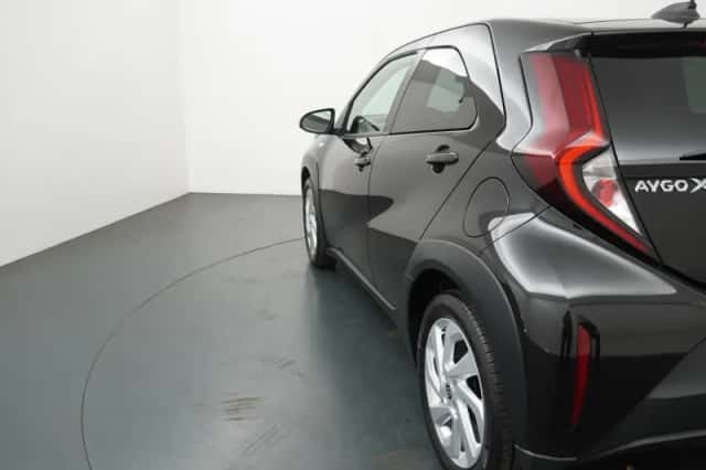Toyota Aygo (2022) thumbnail 32