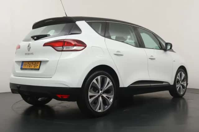 Renault Scénic (2019) thumbnail 5