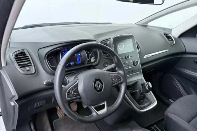 Renault Scénic (2019) thumbnail 9