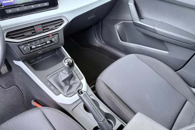 SEAT Arona (2023) thumbnail 22