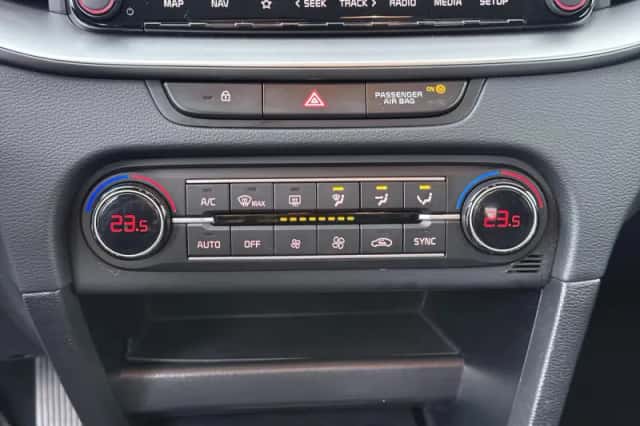 Kia Ceed Sportswagon (2023) thumbnail 17