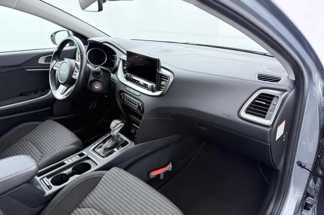 Kia Ceed Sportswagon (2023) thumbnail 26