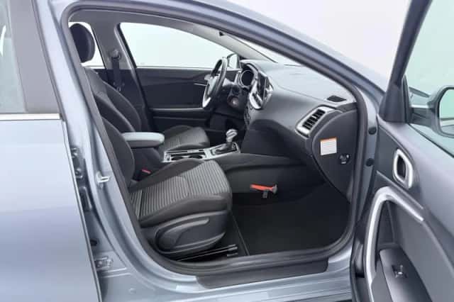 Kia Ceed Sportswagon (2023) thumbnail 27