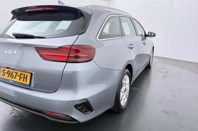 Kia Ceed Sportswagon (2023) thumbnail 36