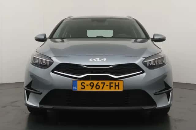 Kia Ceed Sportswagon (2023) thumbnail 8