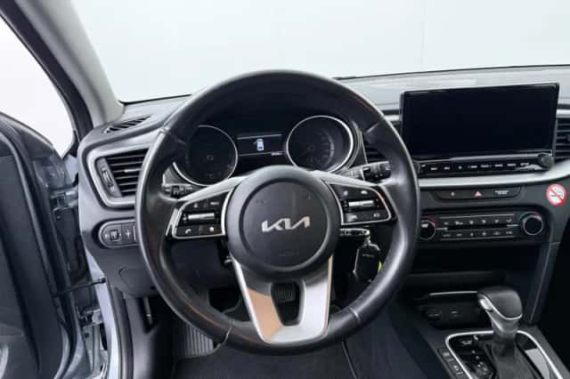 Kia Ceed Sportswagon (2023) thumbnail 9