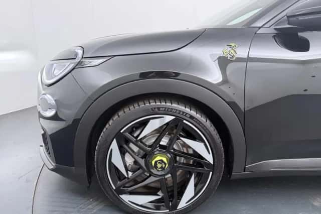 Abarth 600e (2025) thumbnail 19
