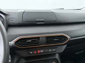 Dacia Sandero Stepway (2021) thumbnail 11