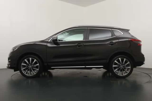 Nissan Qashqai (2019) thumbnail 2