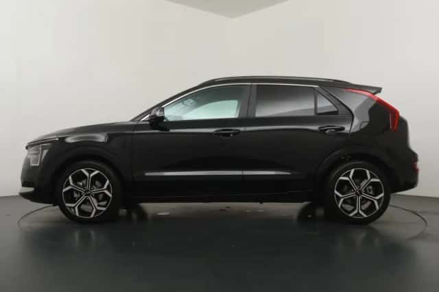 Kia Niro (2025) thumbnail 2