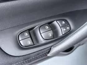 Nissan Qashqai (2021) thumbnail 24