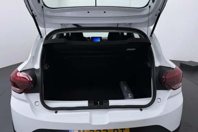 Dacia Sandero Stepway (2021) thumbnail 32