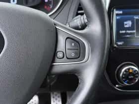 Renault Captur (2018) thumbnail 21