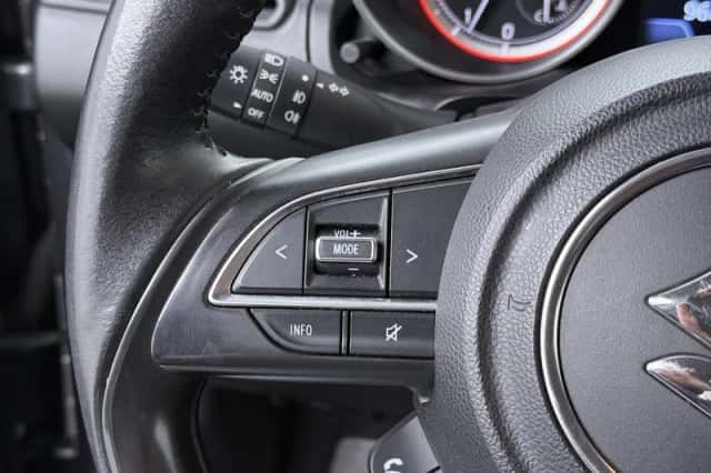 Suzuki Swift (2022) thumbnail 22