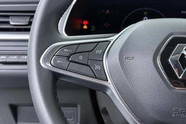 Renault Captur (2024) thumbnail 22