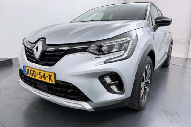 Renault Captur (2024) thumbnail 31