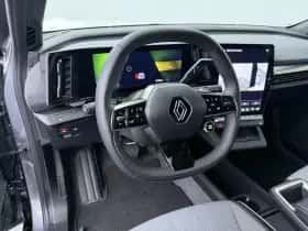 Renault Mégane E-Tech (2025) thumbnail 9