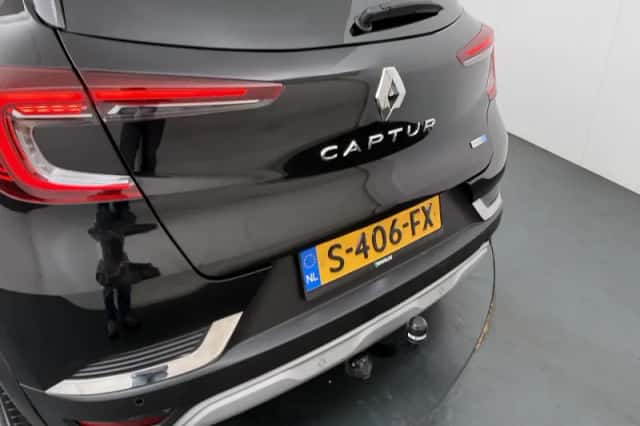 Renault Captur (2021) thumbnail 34