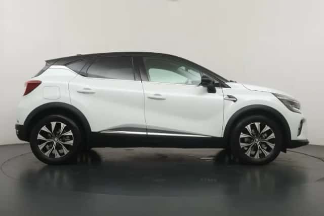 Renault Captur (2023) thumbnail 6