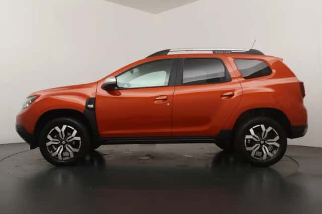 Dacia Duster (2022) thumbnail 2
