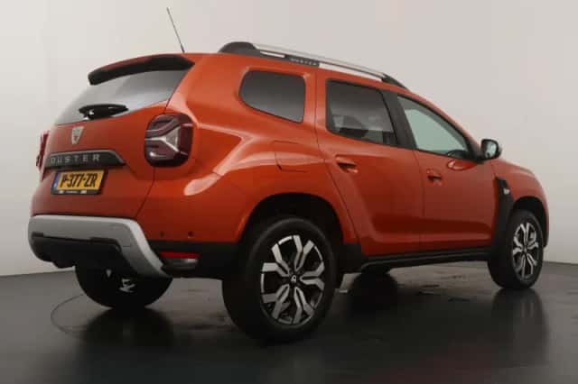 Dacia Duster (2022) thumbnail 5