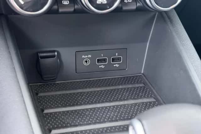 Renault Captur (2021) thumbnail 18