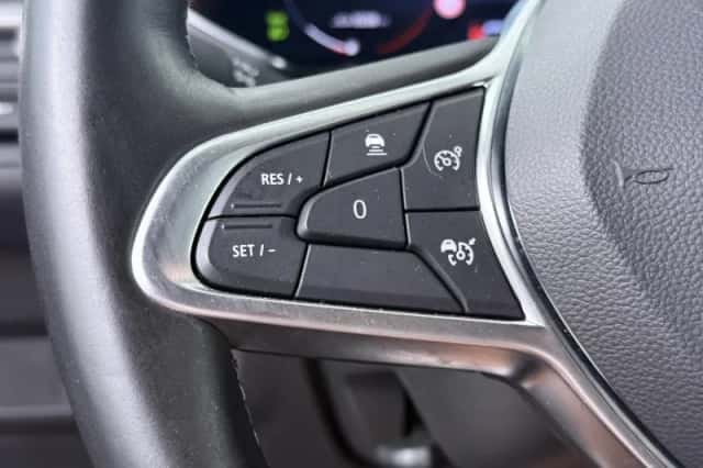 Renault Captur (2021) thumbnail 22