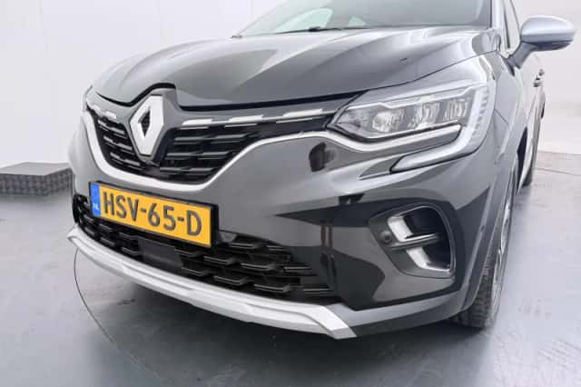Renault Captur (2021) thumbnail 31