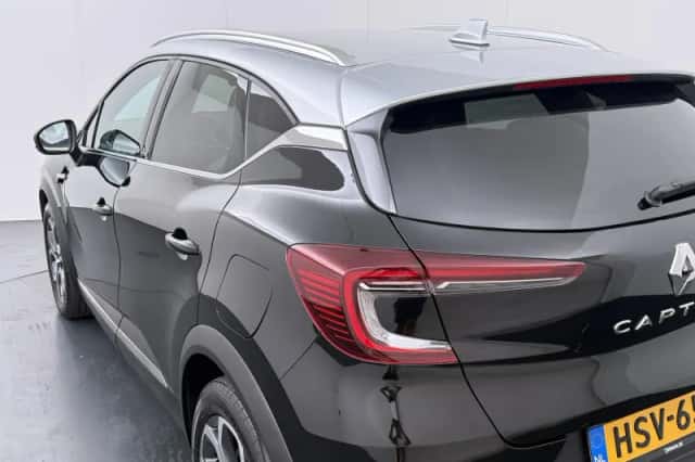Renault Captur (2021) thumbnail 32