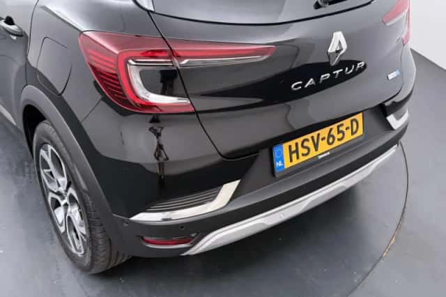 Renault Captur (2021) thumbnail 34