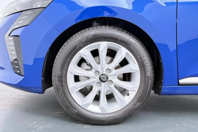 Renault Clio (2025) thumbnail 16