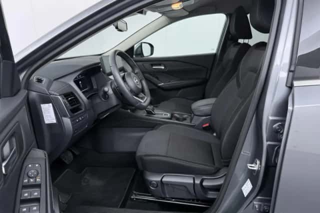 Nissan Qashqai (2023) thumbnail 13