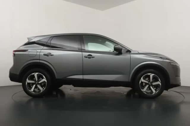 Nissan Qashqai (2023) thumbnail 6