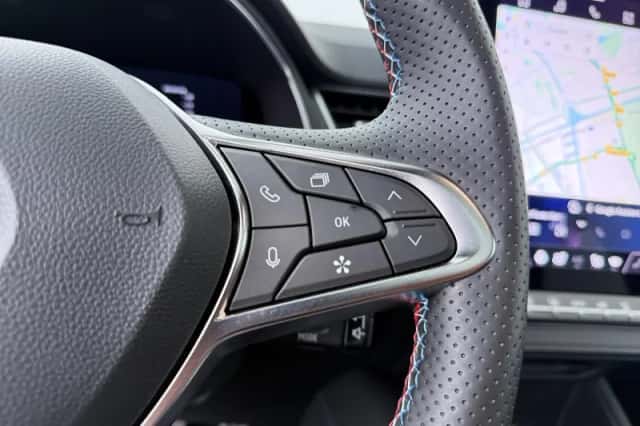 Renault Captur (2024) thumbnail 21