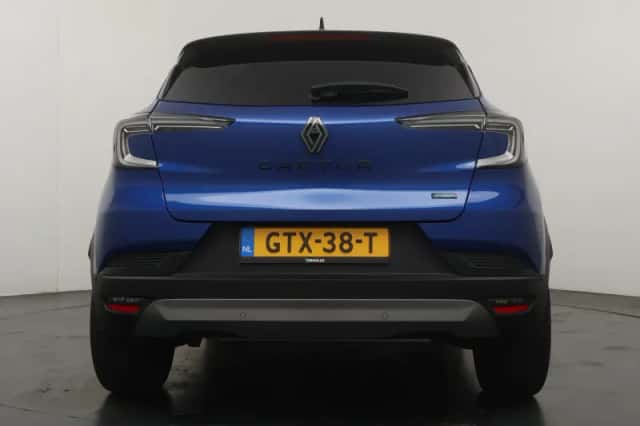 Renault Captur (2024) thumbnail 4
