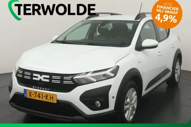 Dacia Sandero Stepway (2023) thumbnail 1