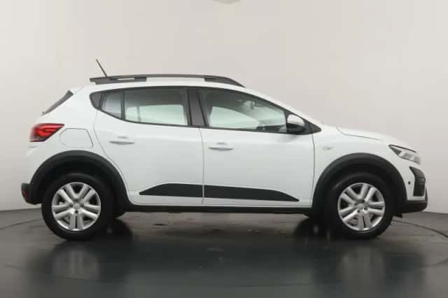 Dacia Sandero Stepway (2023) thumbnail 6