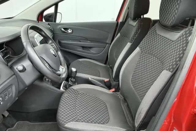 Renault Captur (2017) thumbnail 13