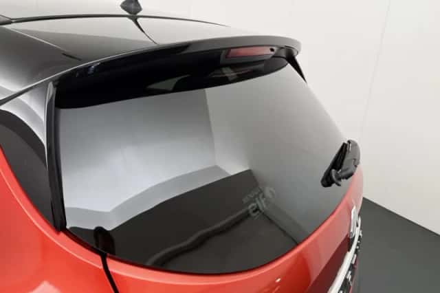 Renault Captur (2017) thumbnail 33