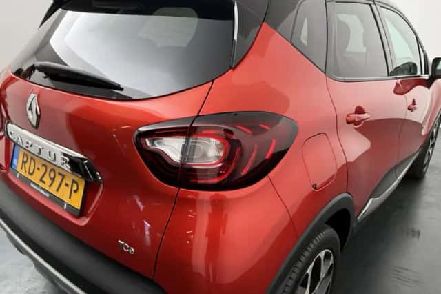 Renault Captur (2017) thumbnail 35