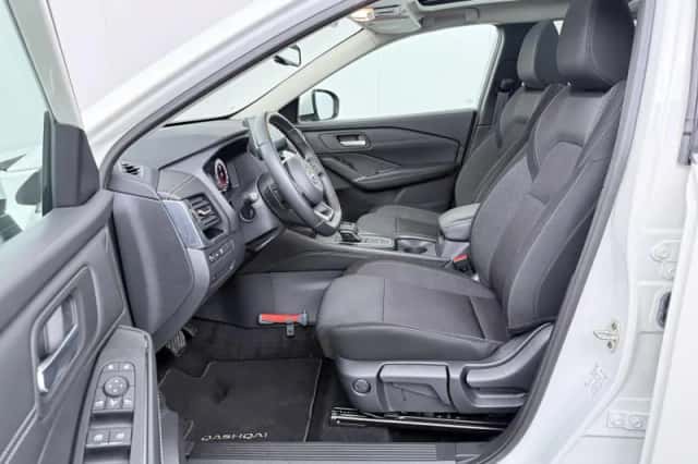 Nissan Qashqai (2023) thumbnail 13