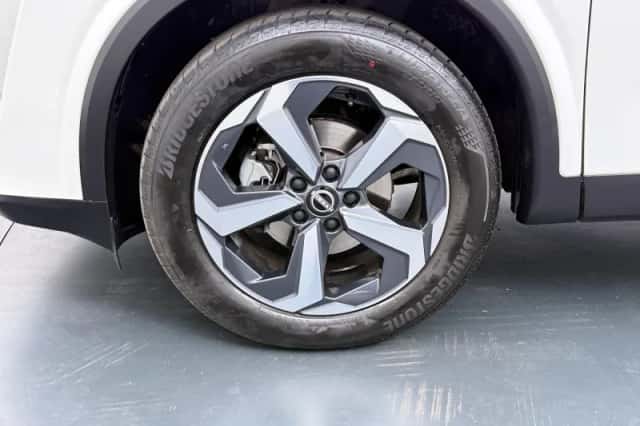 Nissan Qashqai (2023) thumbnail 16