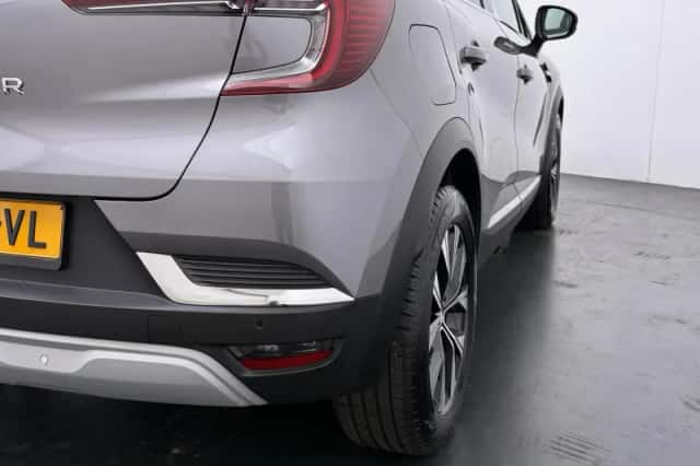 Renault Captur (2024) thumbnail 36